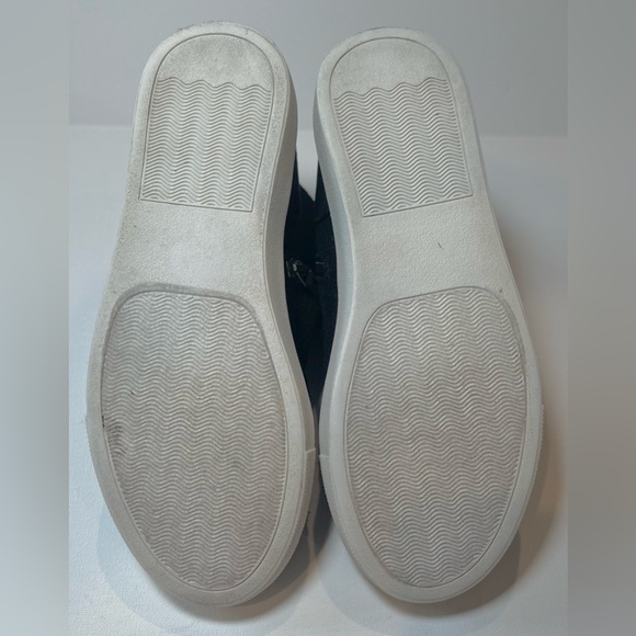 Madden Girl PERRYY Wedge Sneaker Black Size 6.5 Zip - Picture 7 of 7